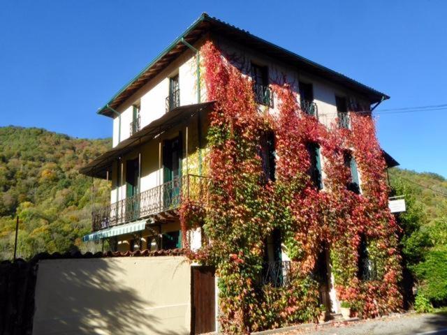 مبيت وإفطار Le Grand Chalet