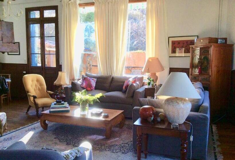 ベッドアンドブレックファースト Le Grand Chalet