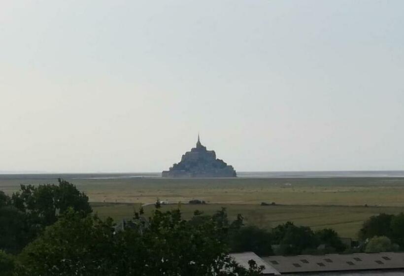 Bed and Breakfast Le Marquis De La Guintre