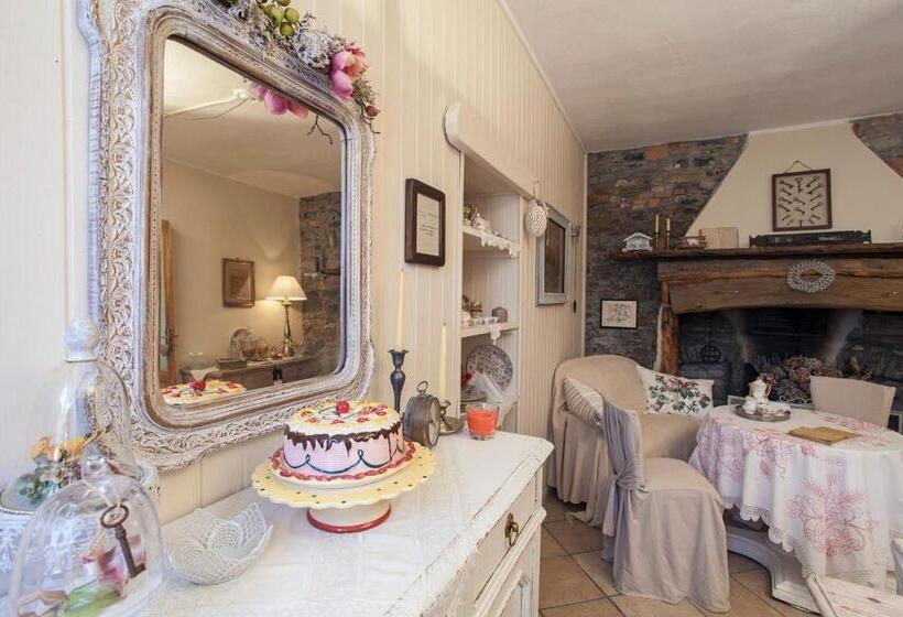 Bed And Breakfast Papillon