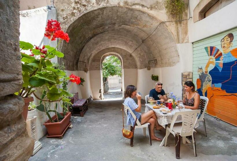 ベッドアンドブレックファースト Profumo Di Zagara