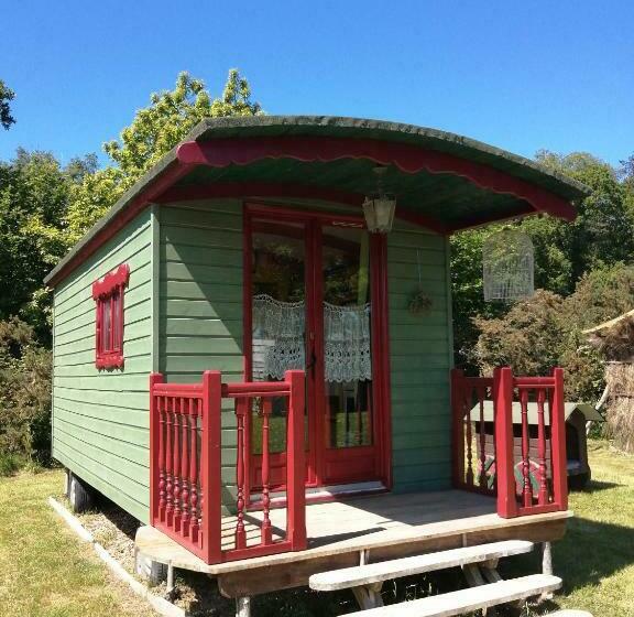 تختخواب و صبحانه Roulotte Coin De Nature