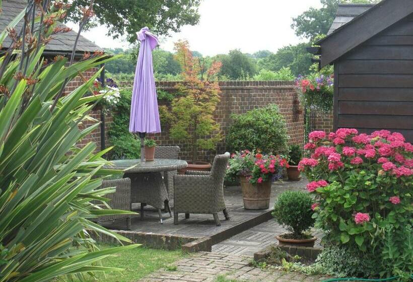 Bed and Breakfast The Coach House