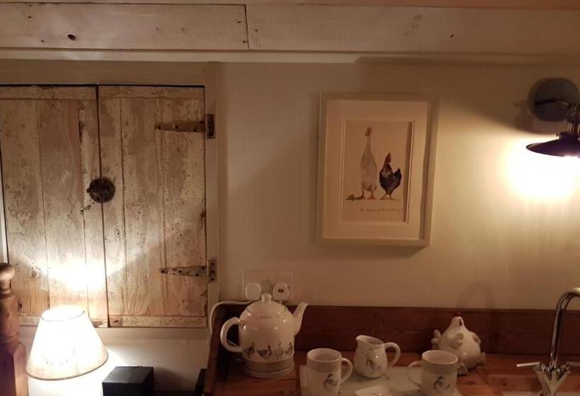 مبيت وإفطار The Shepherds Snug