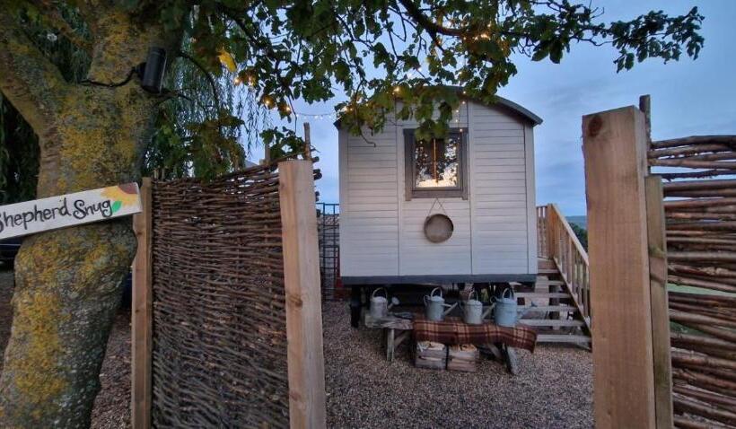 مبيت وإفطار The Shepherds Snug