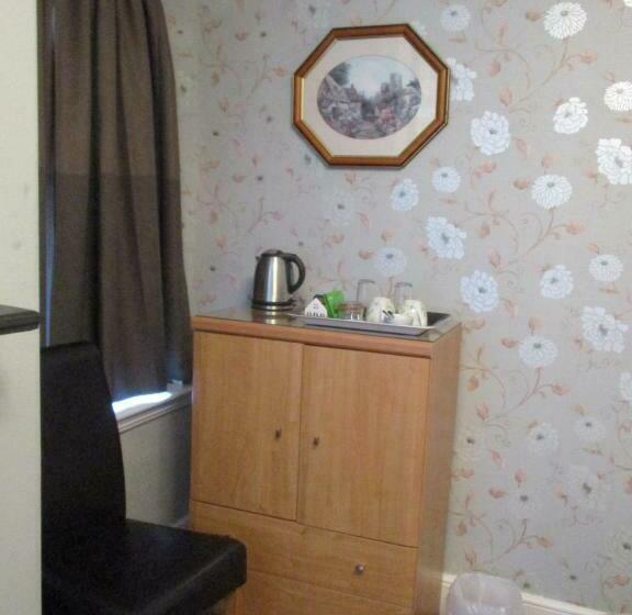 Brookshill House B & B