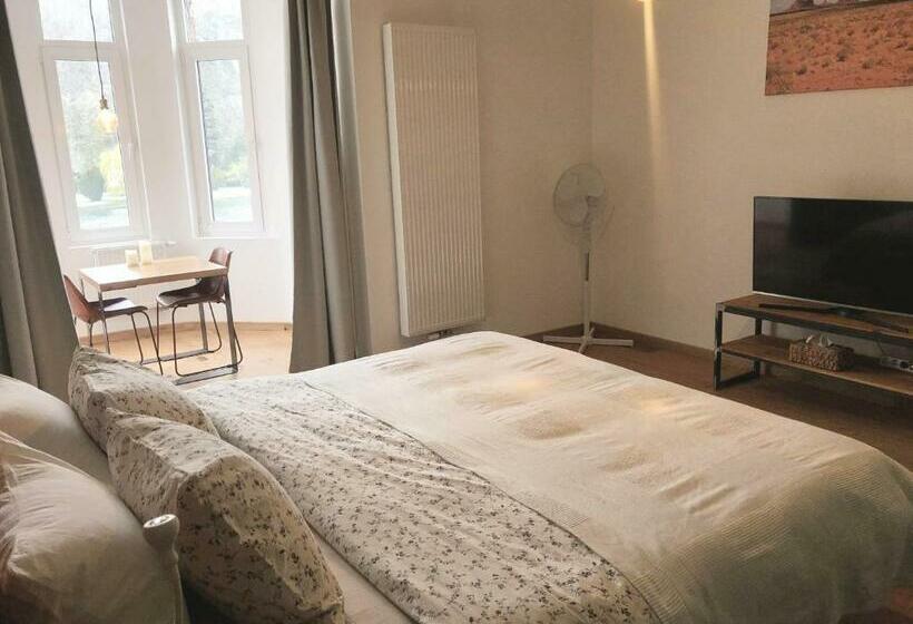 Mes Caprices B&b Villa Mosan Bord De Meuse