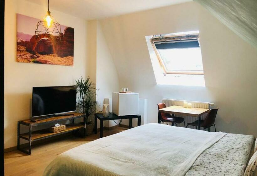 Mes Caprices B&b Villa Mosan Bord De Meuse