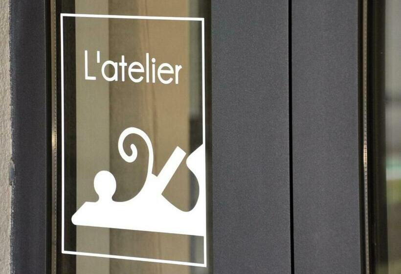 ホテル Le Moulin Des Chartreux   1733