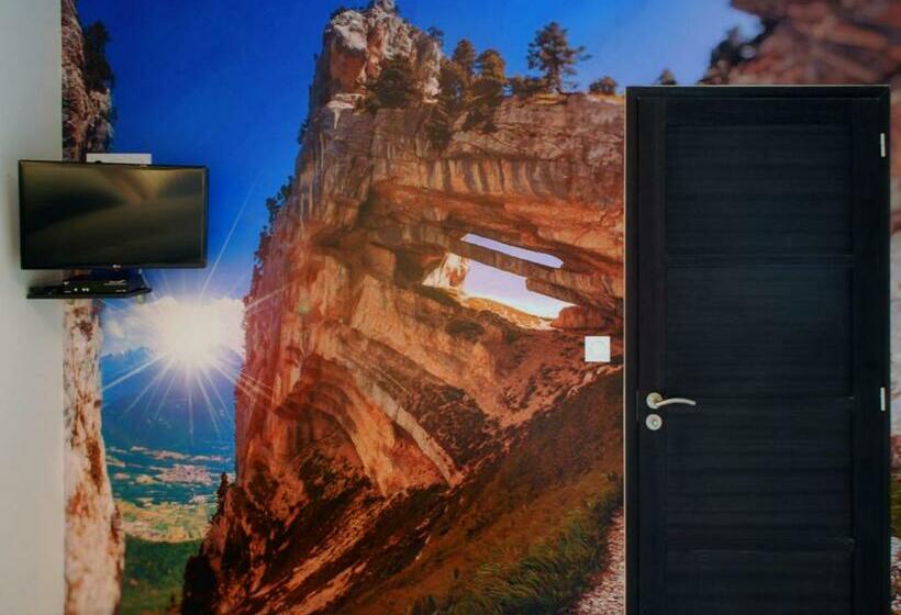 ホテル Le Moulin Des Chartreux   1733