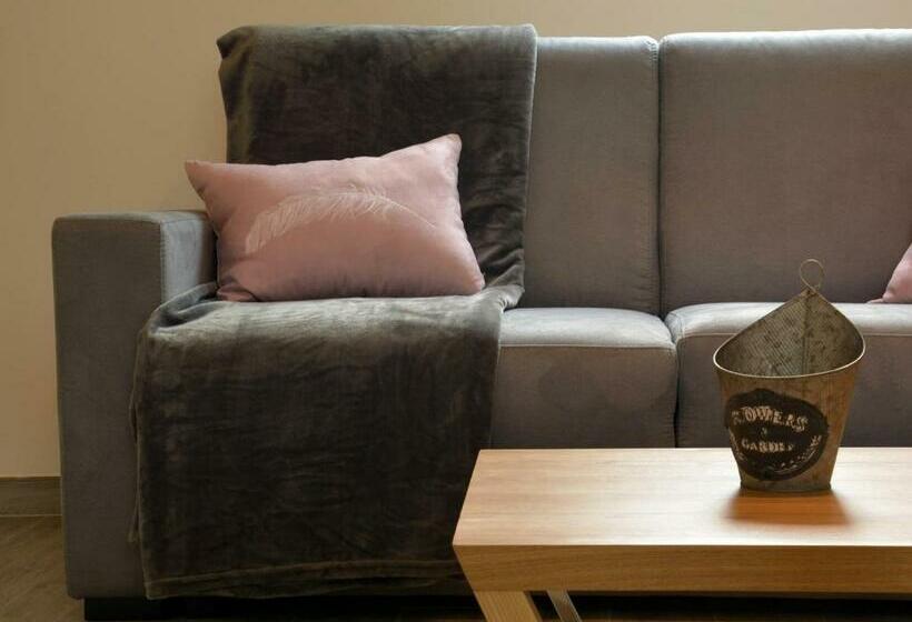 ホテル Le Moulin Des Chartreux   1733