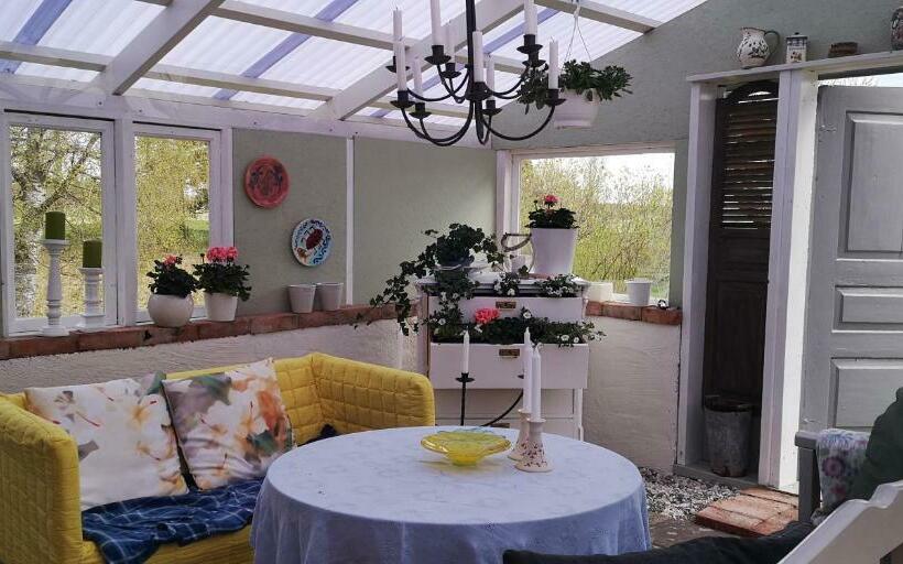 Kinne Vedum Bed And Breakfast