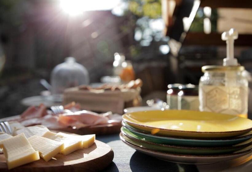 La Casa Di Paglia B&b