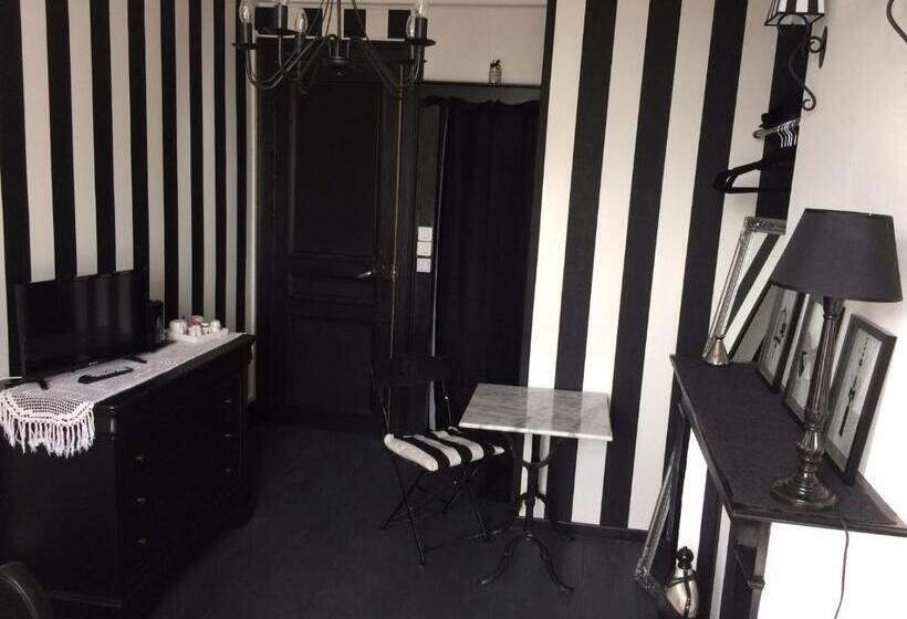 פנסיון A La Dolce Vita