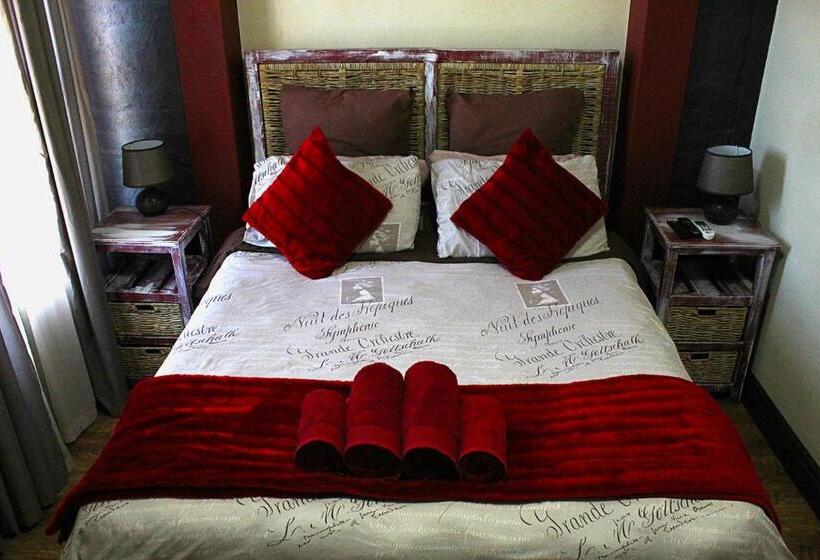 بنسيون African Adventures Accommodation