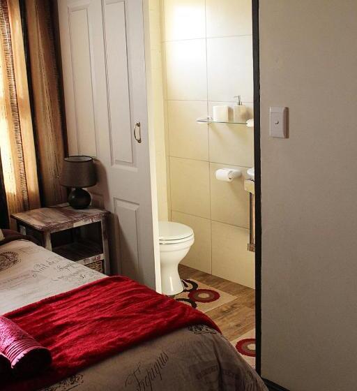 بنسيون African Adventures Accommodation