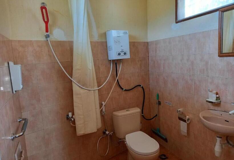 ペンション Arnel Bungalows