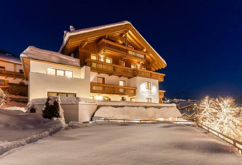 بنسيون Dorfblick Fiss   Apartments & Rooms