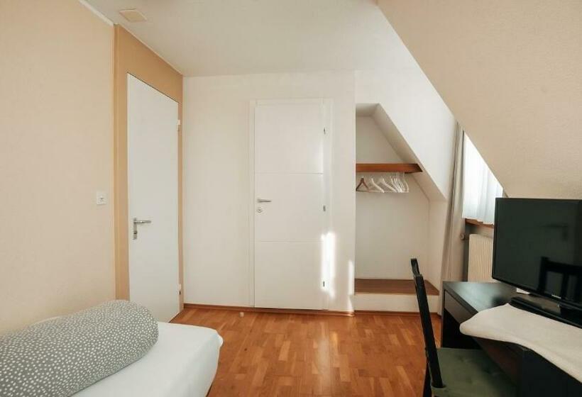 بنسيون Gasthaus Drei Eidgenossen