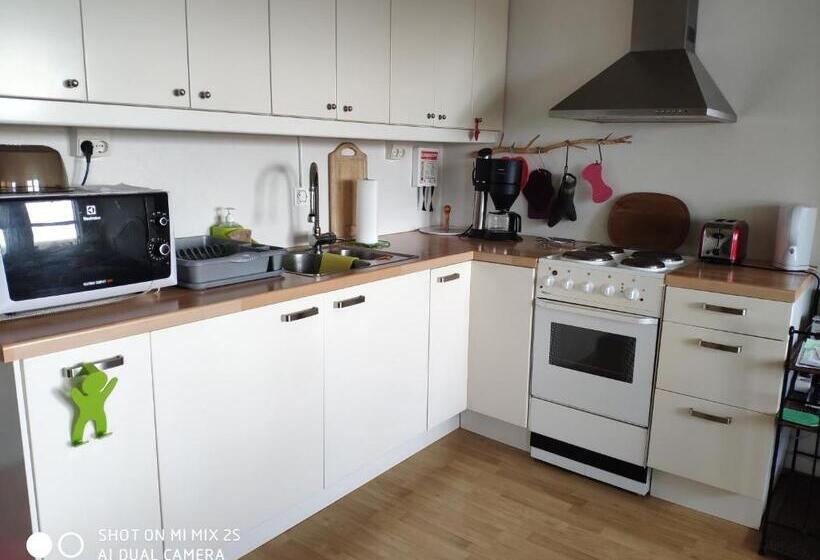 پانسیون Guest House Svetlana