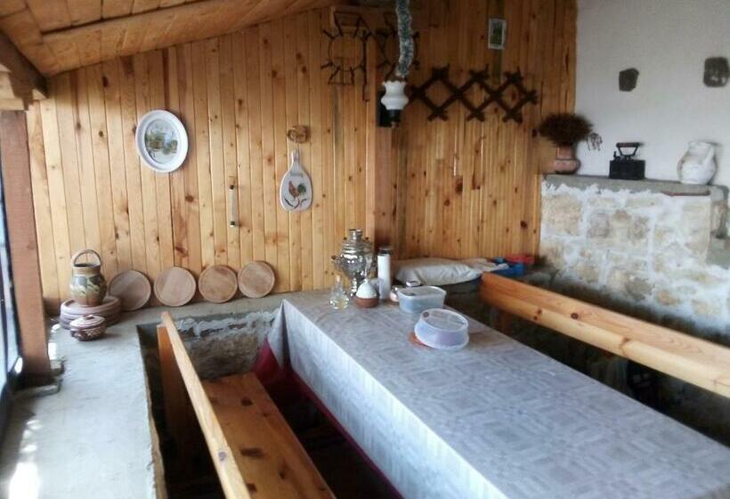 펜션 Ivanovo , Rooms For Rent For 24 Hours, Separate Kitchen, Sauna, Hydromassage Bath, Indoor Parking, T