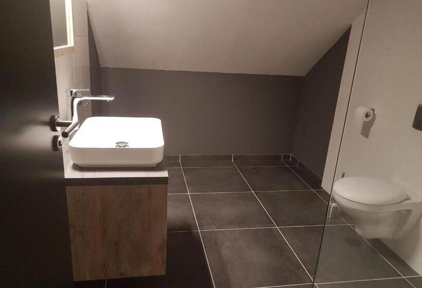 ペンション Haus Karina