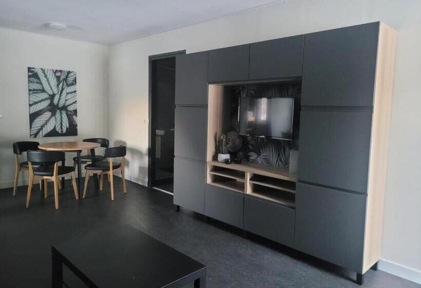 ペンション Haus Karina