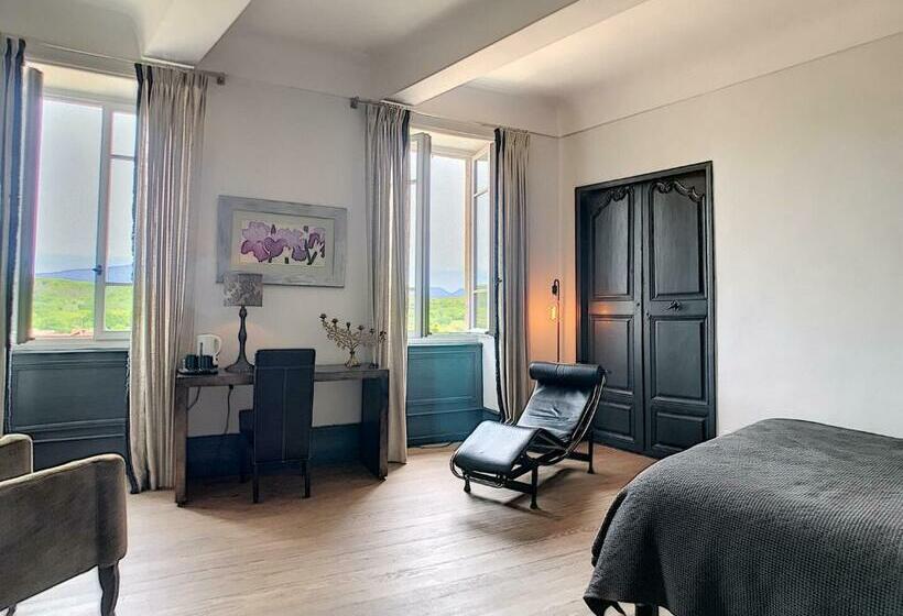 بنسيون La Vie De Chateau