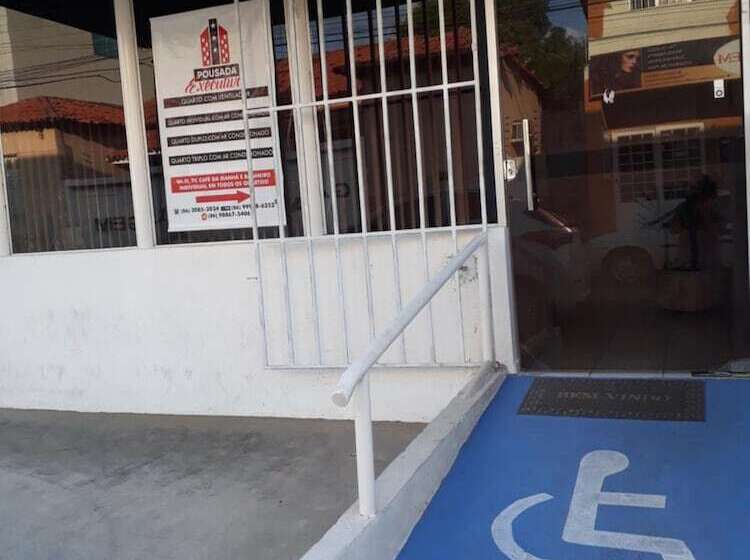 ペンション Pousada Executiva