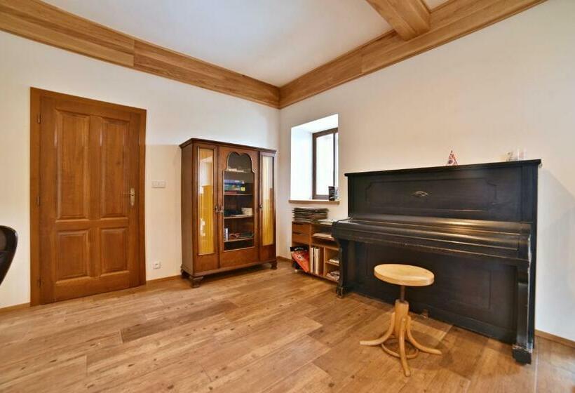 بنسيون Statek Pod Lípou