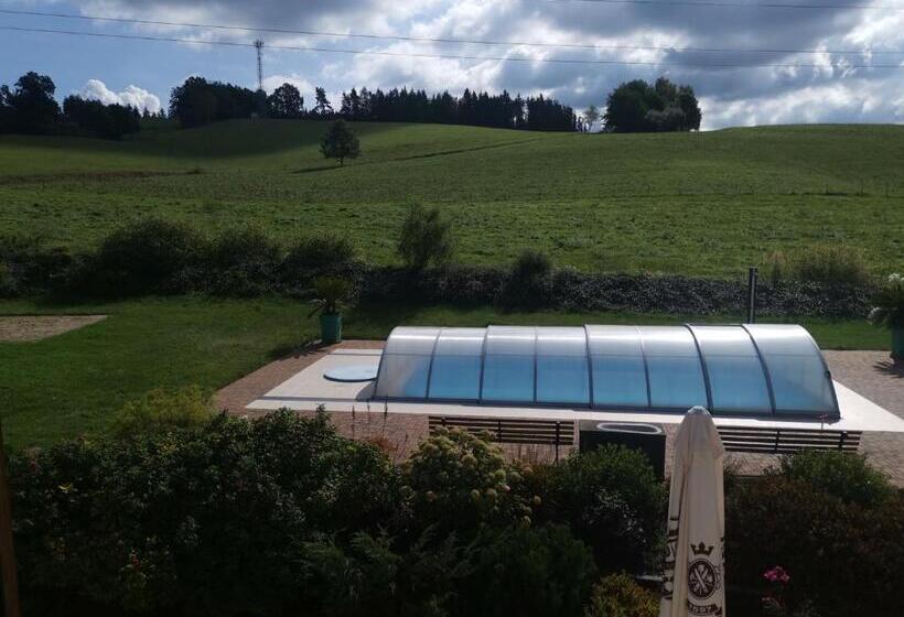 بنسيون Statek Pod Lípou