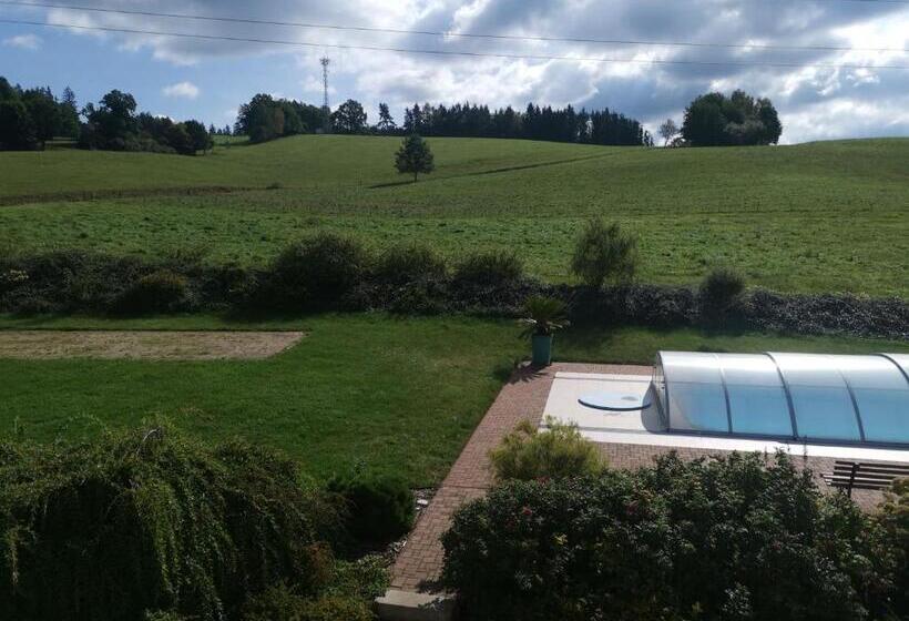 بنسيون Statek Pod Lípou