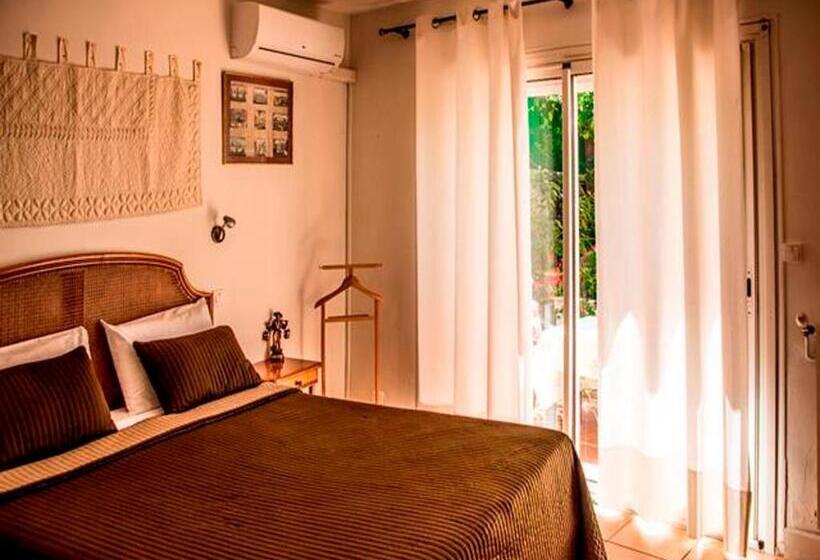 بنسيون Villa Cemaste