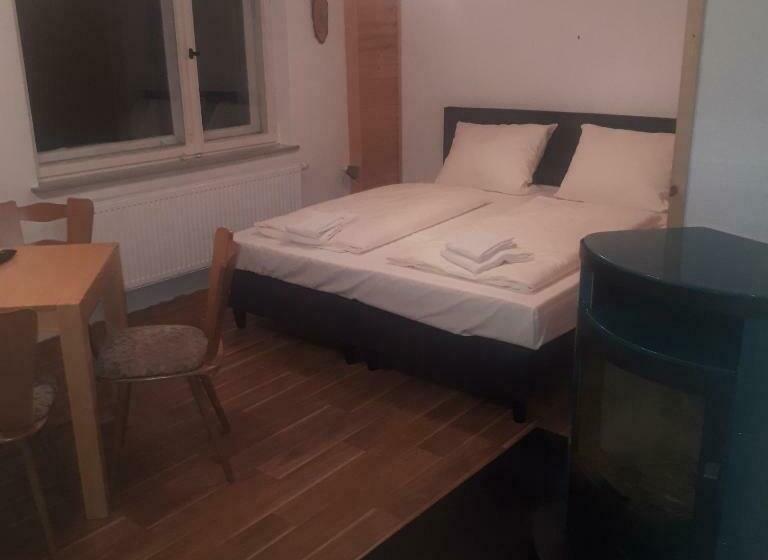 Пансион Waldhaus Crottendorf