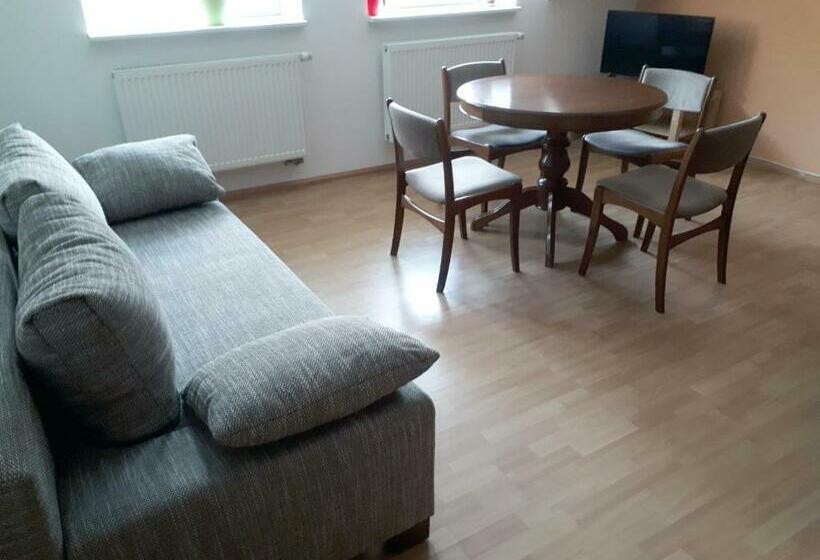 Пансион Waldhaus Crottendorf