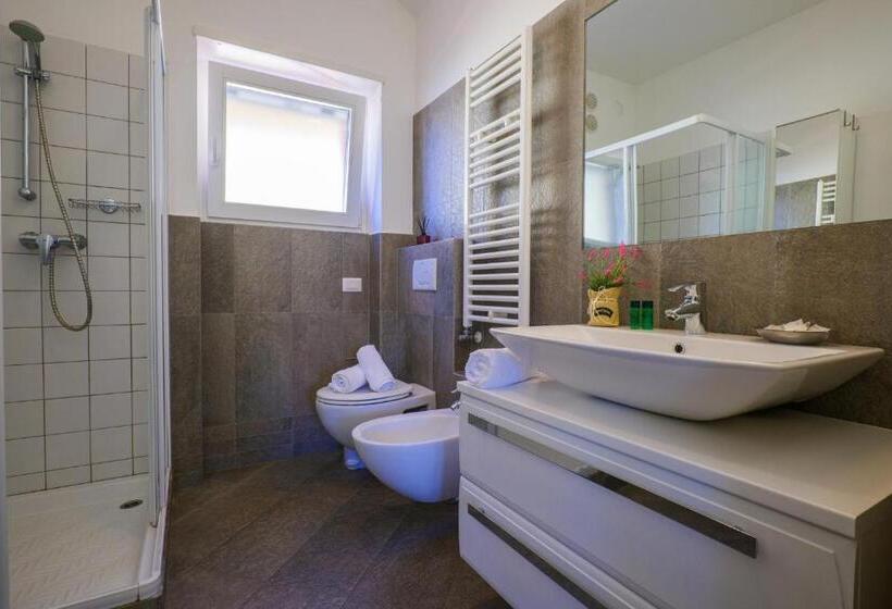 Residence Girasole Casa Rossa B