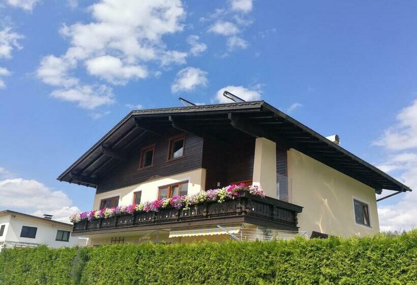 Wei Wei S Hostel