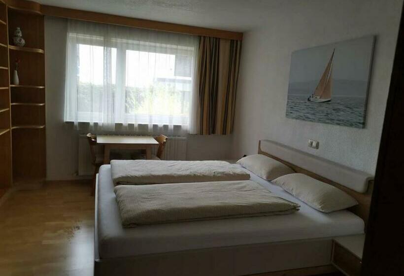 Wei Wei S Hostel