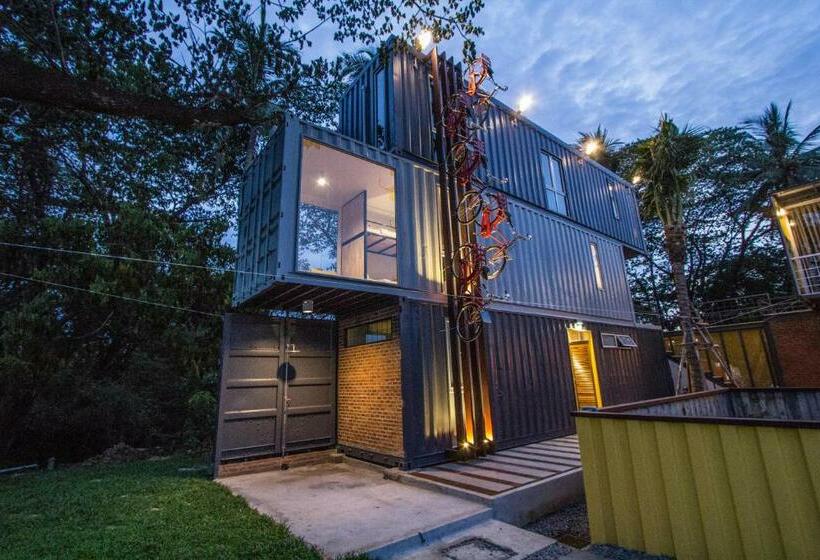 הוסטל Ducati Bike Box