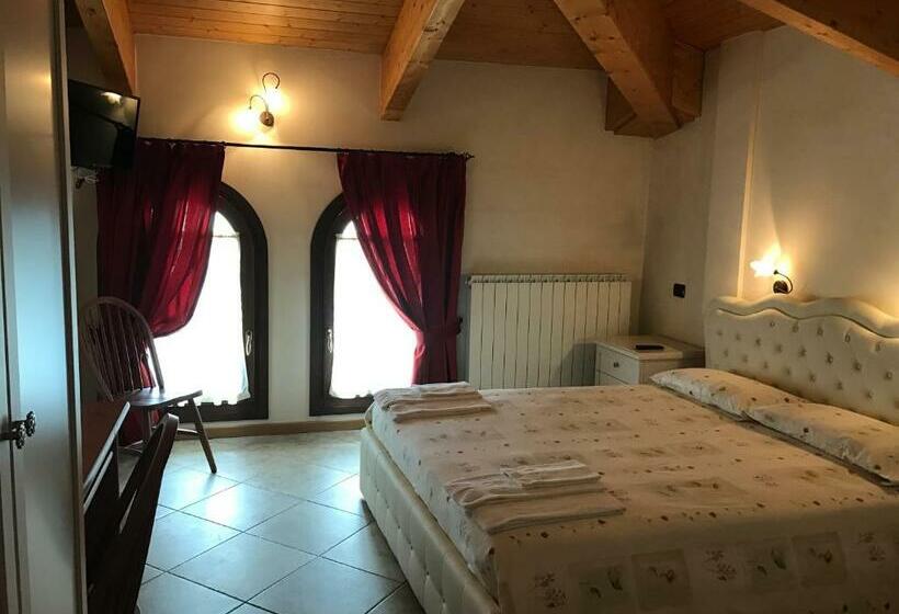 فندق صغير Locanda La Posta Nöa   B&b