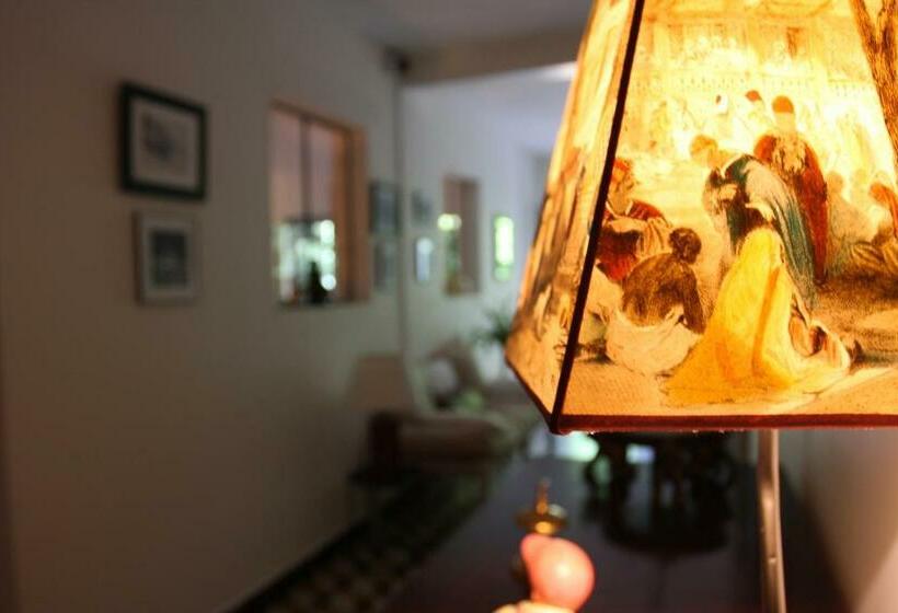 ベッドアンドブレックファースト 1er Consul