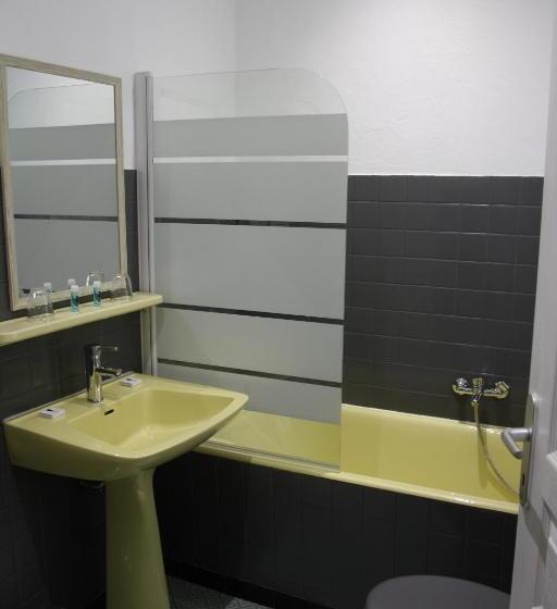 ベッドアンドブレックファースト 1er Consul