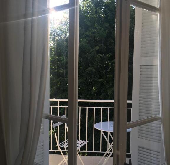 مبيت وإفطار 1er Consul