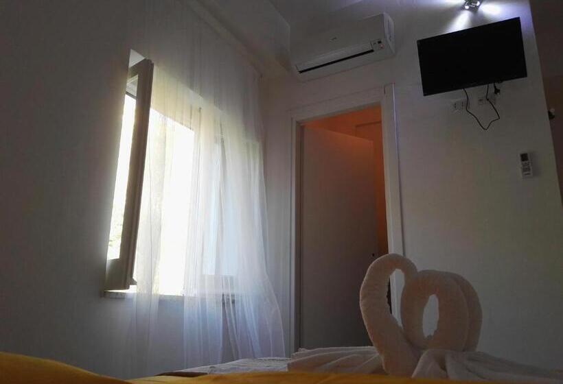 Bed and Breakfast A Due Passi Dal Mare