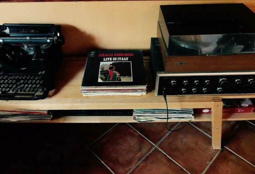 צימר Aspromonte Yellow House