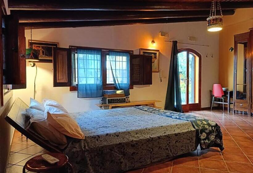 צימר Aspromonte Yellow House