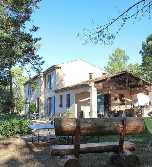 ベッドアンドブレックファースト Bastide Pérassée