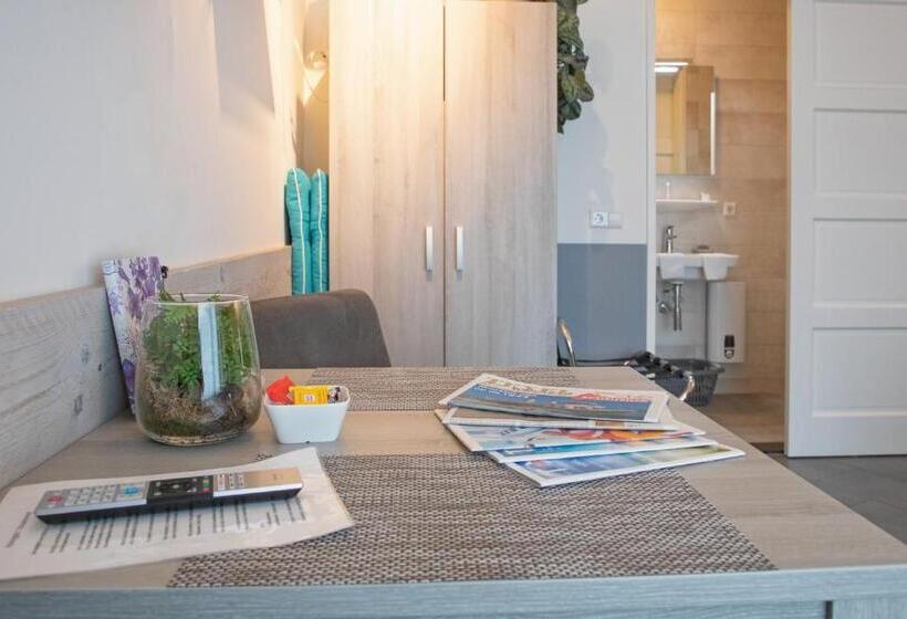 住宿加早餐  Bnb  T Kraaiennest