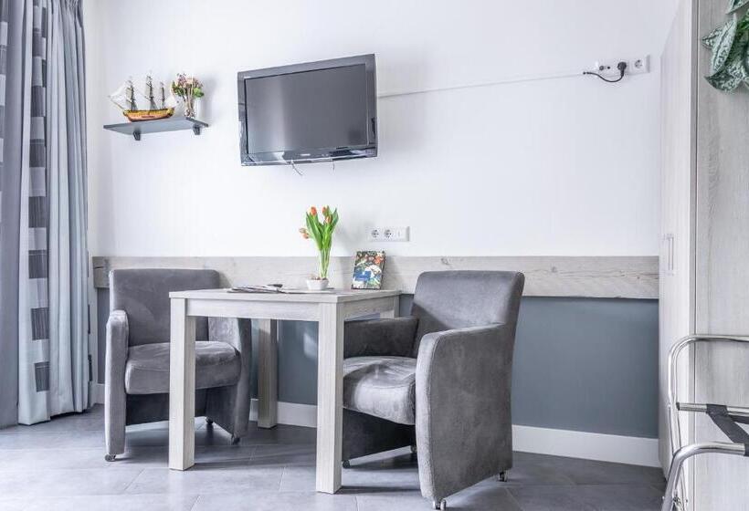 住宿加早餐  Bnb  T Kraaiennest