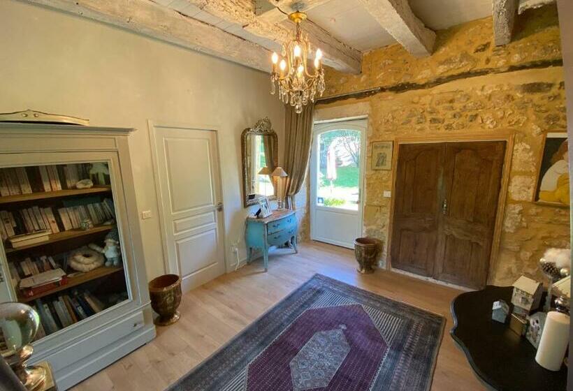 مبيت وإفطار Clos De Bartinquie